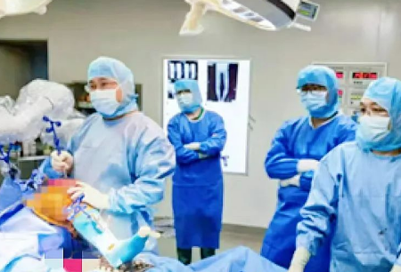 鴻鵠?云南行 | 微創(chuàng)?機器人輔助TKA多中心研究——“最狹窄的縣城”鹽津縣人民醫(yī)院成功開展骨科手術(shù)機器人輔助全膝關(guān)節(jié)置換術(shù)