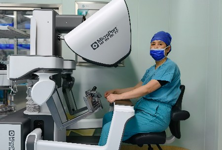 微創(chuàng)?圖邁?腔鏡手術(shù)機器人完成首例國產(chǎn)手術(shù)機器人婦科注冊臨床試驗入組手術(shù)