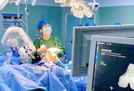 鴻鵠?云南行|微創(chuàng)?機器人輔助TKA多中心研究——“錢王之鄉(xiāng)”會澤縣成功開展機器人輔助全膝關(guān)節(jié)置換手術(shù)