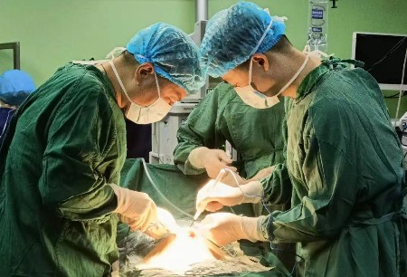 圖傳遠距，邁越萬里！微創(chuàng)?圖邁?實現(xiàn)迄今為止世界最遠距離的5G遠程機器人手術