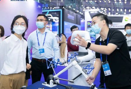微創(chuàng)?機器人亮相2022高交會，旗艦產(chǎn)品+大咖演講打造科技盛宴
