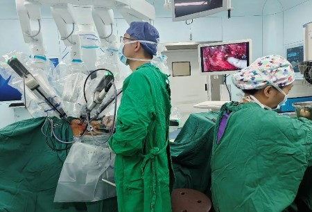 圖邁?在浙大一院完成“一體位”腎盂癌根治術(shù)