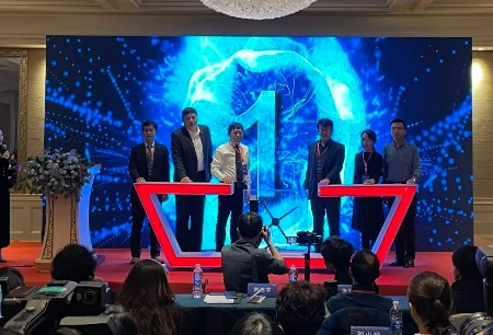 祝賀！大連醫(yī)大二院王軍主任團隊《宮頸癌手術(shù)圖解》新書發(fā)布會暨國產(chǎn)圖邁?機器人5G遠程手術(shù)啟動會圓滿落幕