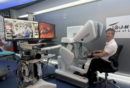 跨越10000公里！圖邁?機(jī)器人完成全球首例洲際超遠(yuǎn)程肝癌切除手術(shù)